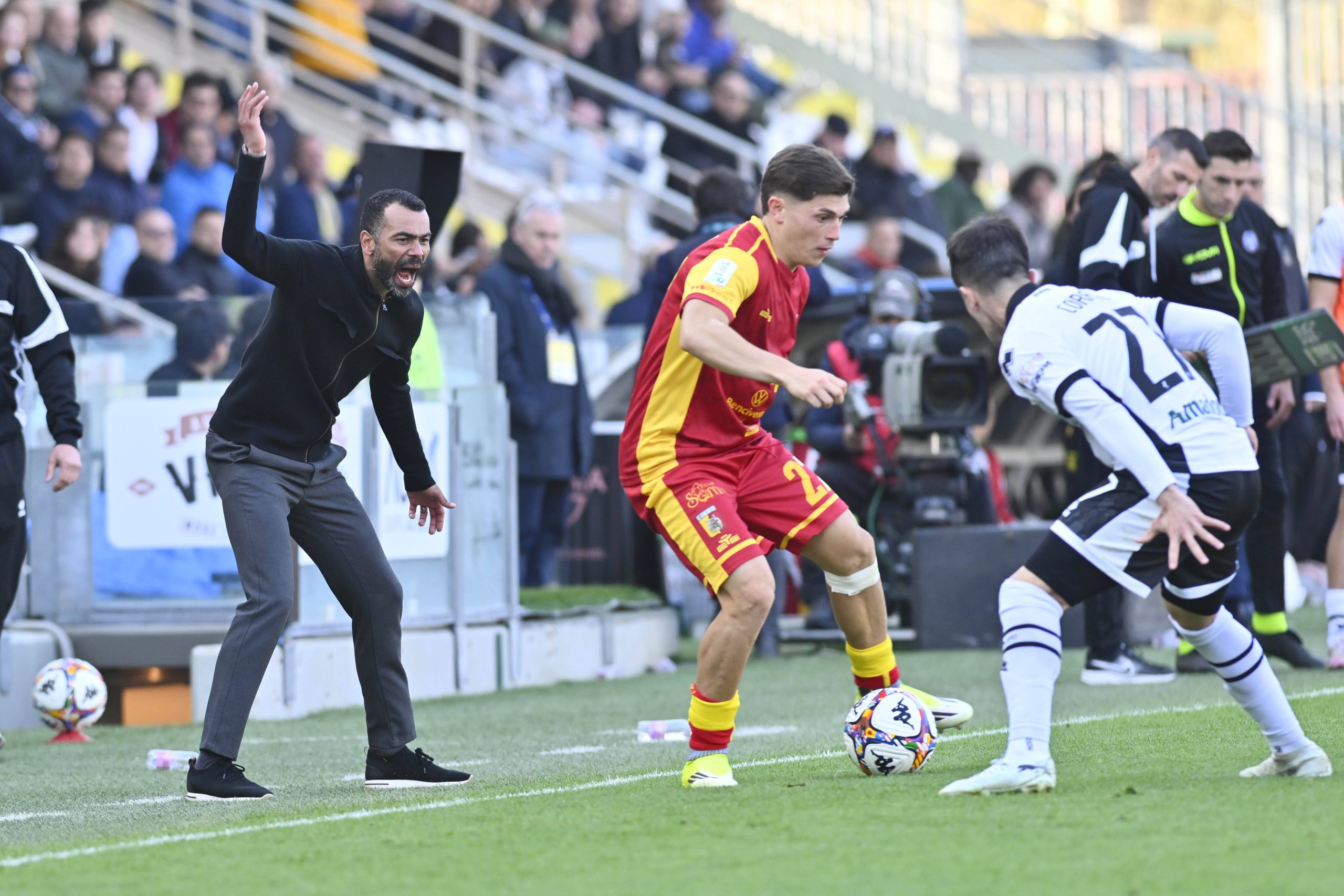 Cesena-Catanzaro 3-1: analisi della prima vittoria di Ashley Cole