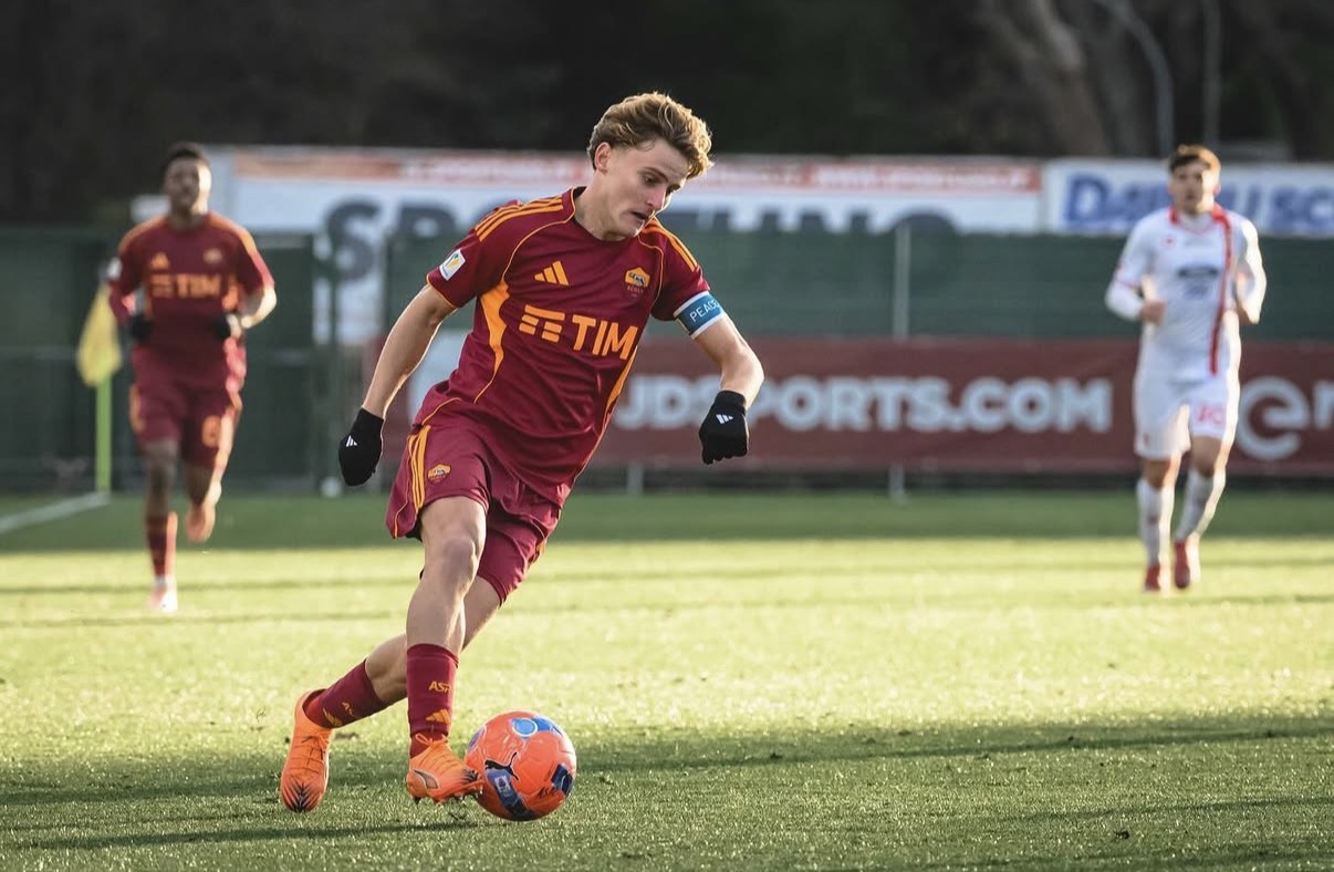 Della Rocca con la maglia della Roma